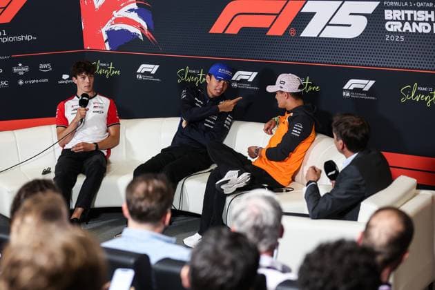 F1 - BRITISH GRAND PRIX 2025 BEARMAN Ollie Oliver (gbr), Haas F1 Team VF-25, portrait, ALBON Alexander (tha), Williams Racing FW47, portrait and NORRIS Lando (gbr), McLaren F1 Team MCL39, portrait press conference, PK, Pressekonferenz during the Formula 1 Qatar Airways British Grand Prix 2025, 12th round of the 2025 FIA Formula One World Championship, WM, Weltmeisterschaft from July 4 to 6, 2025 on the Silverstone Circuit, in Silverstone, United Kingdom - SilverstoneUnited Kingdom Copyright: xEricxAlonsox