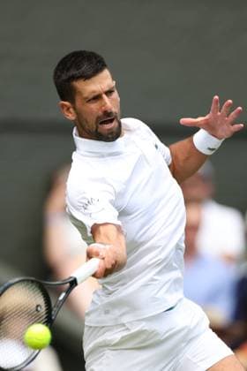July 3, 2025, London, Celestynow, United Kingdom: NOVAK DJOKOVIC of Serbia during the match against D. Evans of United Kingdom in the second round of Championships 2025 at Wimbledon AELTC in London. London United Kingdom - ZUMAc278 20250703_zsp_c278_058 Copyright: xMarcinxCholewinskix