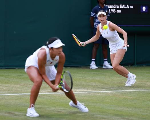 Alexandra Eala PHI , Eva Lys GER , Women Doubles, Women s Doubles Tennis Wimbledon 2025 Grand Slam ITF ATP WTA AELTC London Great Britain 3 July 2025 Copyright: xJuergenxHasenkopfx