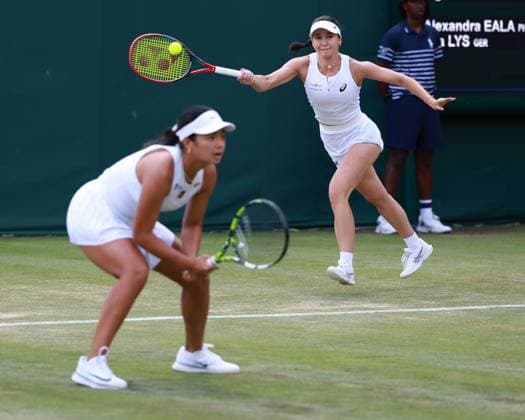 Alexandra Eala PHI , Eva Lys GER , Women Doubles, Women s Doubles Tennis Wimbledon 2025 Grand Slam ITF ATP WTA AELTC London Great Britain 3 July 2025 Copyright: xJuergenxHasenkopfx