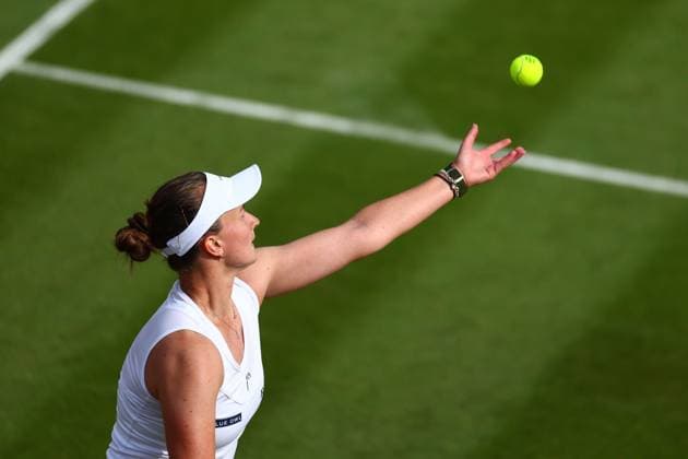 Barbora Krejcikova during her second round match Wimbledon Tennis Championships, Day 4, The All England Lawn Tennis and Croquet Club, London, UK - 03 Jul 2025London The All England Lawn Tennis and United Kingdom  Copyright: xJamesxMarsh Shutterstockx 15382593eb