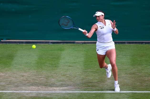 Caroline Dolehide during her second round match Wimbledon Tennis Championships, Day 4, The All England Lawn Tennis and Croquet Club, London, UK - 03 Jul 2025London The All England Lawn Tennis and United Kingdom  Copyright: xJamesxMarsh Shutterstockx 15382593ec