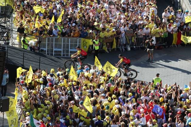 DirectWeb - Lille - - cyclisme - tour de france 2025 PHOTOPQR VOIX DU NORD Pascal Bonniere ; 03 07 2025 ; Lille, le 3 juillet 2025 presentation du tour de france 2025 cyclisme . photo Pascal Bonniere CYCLING TOUR DE FRANCE 2025 PREPARATIONS THURSDAY LILLE JULY 3 2025 France  Copyright: xPHOTOPQR VOIXxDUxNORD MAXPPPxPascalxBonnierex 20250703VDN4423 20250703VDN4423