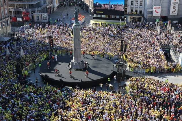 DirectWeb - Lille - - cyclisme - tour de france 2025 PHOTOPQR VOIX DU NORD Pascal Bonniere ; 03 07 2025 ; Lille, le 3 juillet 2025 presentation du tour de france 2025 cyclisme . photo Pascal Bonniere CYCLING TOUR DE FRANCE 2025 PREPARATIONS THURSDAY LILLE JULY 3 2025 France  Copyright: xPHOTOPQR VOIXxDUxNORD MAXPPPxPascalxBonnierex 20250703VDN4424 20250703VDN4424