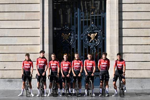 Tour de France 2025 03 07 2025 LILLE METROPOLE, FRANCE - JULY 03 : The team of Lotto during the teams presentation prior of the 112th edition of Tour de France an UCI World Tour 2.UWT cycling road race stage for Men Elite on July 3, 2025 in Lille Metropole, France, 03 07 2025 ( Motordriver Kenny Verfaillie - Lille Metropole France  Copyright: xJanxDexMeuleneirx