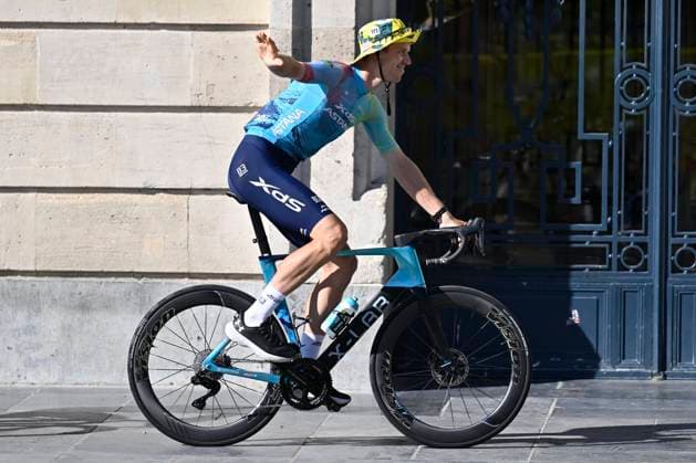 Tour de France 2025 03 07 2025 LILLE METROPOLE, FRANCE - JULY 03 : Rider of XDS Astana Team during the teams presentation prior of the 112th edition of Tour de France an UCI World Tour 2.UWT cycling road race stage for Men Elite on July 3, 2025 in Lille Metropole, France, 03 07 2025 ( Motordriver Kenny Verfaillie - Lille Metropole France  Copyright: xJanxDexMeuleneirx