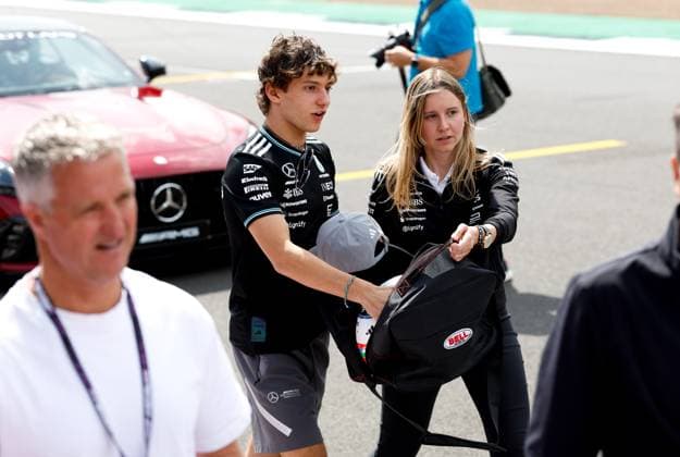 F1 - BRITISH GRAND PRIX 2025 KIMI ANTONELLI Andrea (ita), Mercedes AMG F1 Team W16, portrait during the Formula 1 Qatar Airways British Grand Prix 2025, 12th round of the 2025 FIA Formula One World Championship, WM, Weltmeisterschaft from July 4 to 6, 2025 on the Silverstone Circuit, in Silverstone, United Kingdom - SilverstoneUnited Kingdom  Copyright: xDPPIx