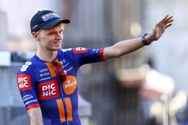 British Edgar Oscar Onley of Team Picnic PostNL pictured during the team presentation ahead of the 2025 Tour de France cycling race, in Lille, France, on Thursday 03 July 2025. The 112th edition of the Tour de France starts on Saturday 5 July in Lille, France, and will finish in Paris, France on the 27th of July. DAVIDxPINTENS  x128366301x