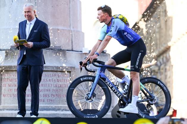 Tour de France 2025 03 07 2025 LILLE METROPOLE, FRANCE - JULY 03 : Naesen Oliver (BEL) of Decathlon AG2R La Mondiale Team during the teams presentation prior of the 112th edition of Tour de France an UCI World Tour 2.UWT cycling road race stage for Men Elite on July 3, 2025 in Lille Metropole, France, 03 07 2025 ( Motordriver Kenny Verfaillie -  Copyright: xVincentxKalutx