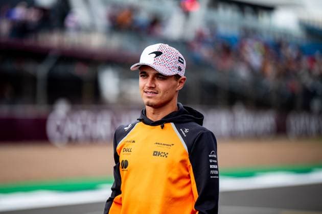 F1 - BRITISH GRAND PRIX 2025 NORRIS Lando (gbr), McLaren F1 Team MCL39, portrait during the Formula 1 Qatar Airways British Grand Prix 2025, 12th round of the 2025 FIA Formula One World Championship, WM, Weltmeisterschaft from July 4 to 6, 2025 on the Silverstone Circuit, in Silverstone, United Kingdom - SilverstoneUnited Kingdom  Copyright: xALBERTOxVIMERCATIx