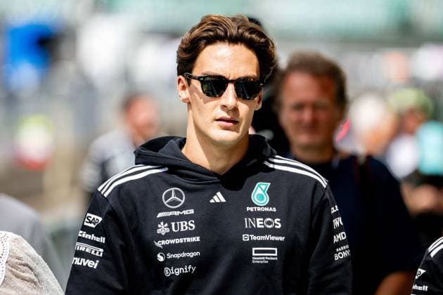 F1 - BRITISH GRAND PRIX 2025 RUSSELL George (gbr), Mercedes AMG F1 Team W16, portrait during the Formula 1 Qatar Airways British Grand Prix 2025, 12th round of the 2025 FIA Formula One World Championship, WM, Weltmeisterschaft from July 4 to 6, 2025 on the Silverstone Circuit, in Silverstone, United Kingdom - SilverstoneUnited Kingdom  Copyright: xALBERTOxVIMERCATIx