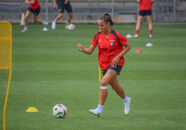 Schwarzwald Stadion, 3th July 2025 Eileen Campbell (10 Freiburg) during the training from the SC Freiburg Frauen on 3th july 2025 (Arne van der Ben SPP) Copyright: xArnexvanxderxBenx xSPPx spp-en-ArVaDeBeSp-SPO-17