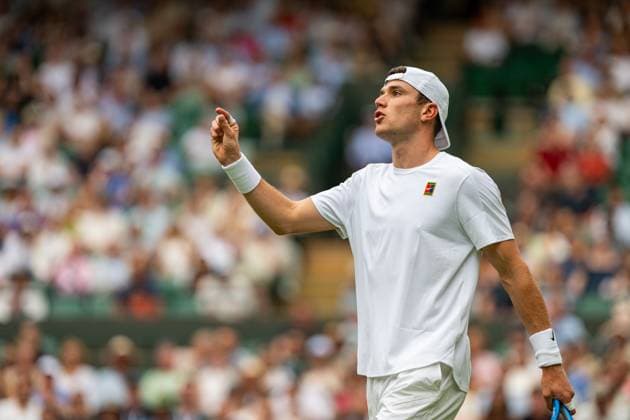 Tennis - Wimbledon Championship 2025 - Day 4 LONDON, ENGLAND - Thursday, July 3, 2025: Jack Draper (GBR) during the Gentlemen s Singles 2nd Round on Day Four of The Championships Wimbledon 2025 at the All England Lawn Tennis and Croquet Club. (Photo by Kirsten Holst Propaganda) LONDON All England Lawn Tennis and Croquet Club GREATER LONDON ENGLAND  Copyright: xKirstenxHolstx 2025-07-03-136-Wimbledon_2025_Day_4