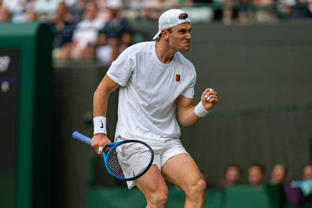 Tennis - Wimbledon Championship 2025 - Day 4 LONDON, ENGLAND - Thursday, July 3, 2025: Jack Draper (GBR) during the Gentlemen s Singles 2nd Round on Day Four of The Championships Wimbledon 2025 at the All England Lawn Tennis and Croquet Club. (Photo by Kirsten Holst Propaganda) LONDON All England Lawn Tennis and Croquet Club GREATER LONDON ENGLAND  Copyright: xKirstenxHolstx 2025-07-03-146-Wimbledon_2025_Day_4