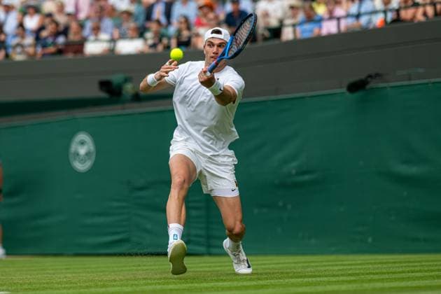 Tennis - Wimbledon Championship 2025 - Day 4 LONDON, ENGLAND - Thursday, July 3, 2025: Jack Draper (GBR) during the Gentlemen s Singles 2nd Round on Day Four of The Championships Wimbledon 2025 at the All England Lawn Tennis and Croquet Club. (Photo by Kirsten Holst Propaganda) LONDON All England Lawn Tennis and Croquet Club GREATER LONDON ENGLAND  Copyright: xKirstenxHolstx 2025-07-03-123-Wimbledon_2025_Day_4