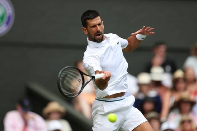 July 3, 2025, London, England, United Kingdom: NOVAK DJOKOVIC of Serbia during the match against D. Evans of United Kingdom in the second round of Championships 2025 at Wimbledon AELTC in London. London United Kingdom - ZUMAc278 20250703_zsp_c278_059 Copyright: xMarcinxCholewinskix