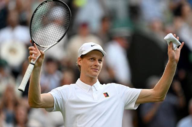 (250704) -- LONDON, July 4, 2025 -- Jannik Sinner celebrates after the men s singles second round match between Jannik Sinner of Italy and Aleksandar Vukic of Australia at the Wimbledon Tennis Championships in London, Britain, July 3, 2025. ) (SP)BRITAIN-LONDON-TENNIS-WIMBLEDON-MEN S SINGLES LixYing 