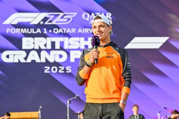 Formula 1 Launch Event, Drivers Silverstone, UK, 03 July, 2025. 03 July 2025. Lando Norris, McLaren, on the ebay Main Stage for the Launch Event at the Formula 1 Qatar Airways British Grand Prix at Silverstone, Northamptonshire, UK., Credit:Lee Floyd Avalon UK, Northamptonshire, Silverstone Copyright: xLeexFloydx xAvalonx 1018158764