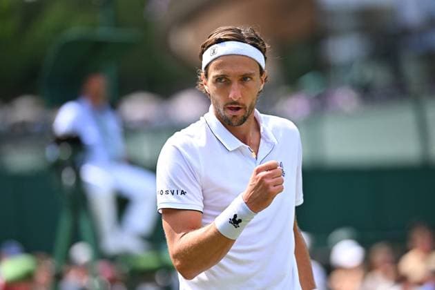 Wimbledon - 2nd Round Arthur Rinderknech (FRA) during his second round match at the 2025 Wimbledon Championships at the AELTC in London, GREAT BRITAIN, on July 3, 2025. Photo by Corinne Dubreuil ABACAPRESS.COM London United Kingdom  Copyright: xDubreuilxCorinne ABACAx