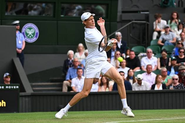 Wimbledon - 2nd Round Jannik Sinner (ITA) during his second round match at the 2025 Wimbledon Championships at the AELTC in London, GREAT BRITAIN, on July 3, 2025. Photo by Corinne Dubreuil ABACAPRESS.COM London United Kingdom  Copyright: xDubreuilxCorinne ABACAx