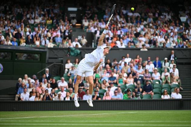 Wimbledon - 2nd Round Jannik Sinner (ITA) during his second round match at the 2025 Wimbledon Championships at the AELTC in London, GREAT BRITAIN, on July 3, 2025. Photo by Corinne Dubreuil ABACAPRESS.COM London United Kingdom  Copyright: xDubreuilxCorinne ABACAx
