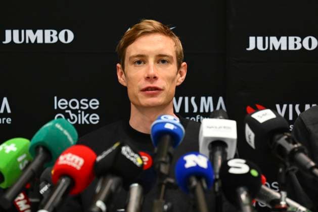 Tour de France 2025 04 07 2025 LILLE METROPOLE, FRANCE - JULY 04 : Vingegaard Jonas (DEN) of Team Visma - Lease a Bike talking to the press during a press conference, PK, Pressekonferenz and media activities ahead of the 112th edition of Tour de France an UCI World Tour 2.UWT cycling road race stage for Men Elite on July 4, 2025 in Lille Metropole, France, 04 07 2025 ( Motordriver Kenny Verfaillie - Lille Metropole France  Copyright: xVincentxKalutx