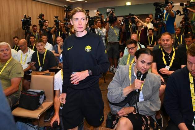 Tour de France 2025 04 07 2025 LILLE METROPOLE, FRANCE - JULY 04 : Vingegaard Jonas (DEN) of Team Visma - Lease a Bike talking to the press during a press conference, PK, Pressekonferenz and media activities ahead of the 112th edition of Tour de France an UCI World Tour 2.UWT cycling road race stage for Men Elite on July 4, 2025 in Lille Metropole, France, 04 07 2025 ( Motordriver Kenny Verfaillie - Lille Metropole France  Copyright: xVincentxKalutx