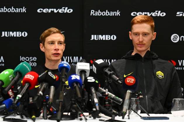 Tour de France 2025 04 07 2025 LILLE METROPOLE, FRANCE - JULY 04 : Vingegaard Jonas (DEN) of Team Visma - Lease a Bike and Jorgenson Matteo (USA) of Team Visma - Lease a Bike talking to the press during a press conference, PK, Pressekonferenz and media activities ahead of the 112th edition of Tour de France an UCI World Tour 2.UWT cycling road race stage for Men Elite on July 4, 2025 in Lille Metropole, France, 04 07 2025 ( Motordriver Kenny Verfaillie - Lille Metropole France  Copyright: xVincentxKalutx