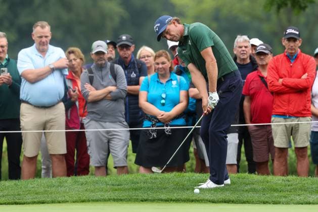 Marcel Siem GER at the chip on the green, 36 BMW International Open 2025, Golf, DP World Tour, Men, Round 2, 04 07 2025 Eichenried Bayern Germany Copyright: xkolbert-press ChristianxKolbertx