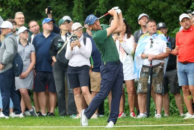 Marcel Siem GER hits from the rough, 36 BMW International Open 2025, Golf, DP World Tour, Men, Round 2, 04 07 2025 Eichenried Bayern Germany Copyright: xkolbert-press ChristianxKolbertx