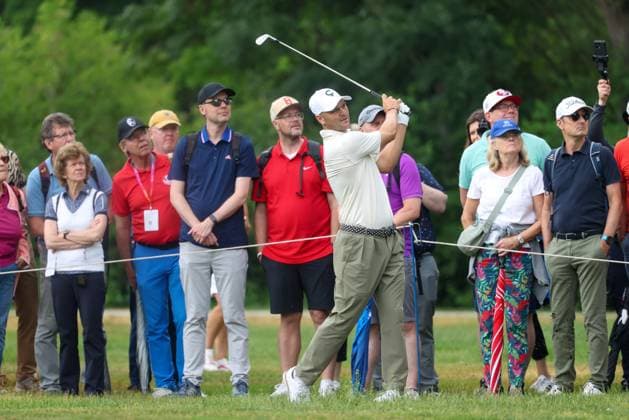 Martin Kaymer GER hits out of the rough, 36 BMW International Open 2025, Golf, DP World Tour, Men, Round 2, 04 07 2025 Eichenried Bayern Germany Copyright: xkolbert-press ChristianxKolbertx