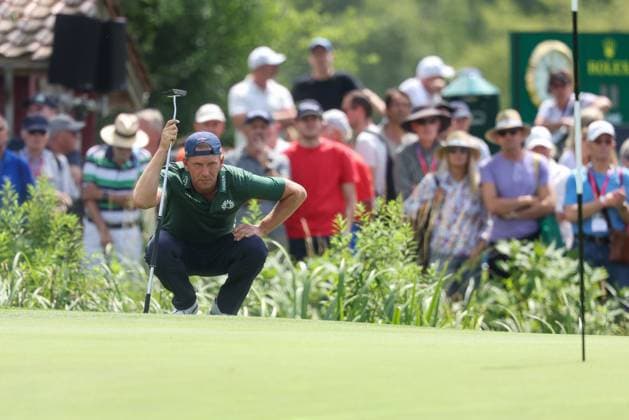 Marcel Siem GER reading the putting line on the 18th, 36 BMW International Open 2025, Golf, DP World Tour, Men, Round 2, 04 07 2025 Eichenried Bayern Germany Copyright: xkolbert-press ChristianxKolbertx