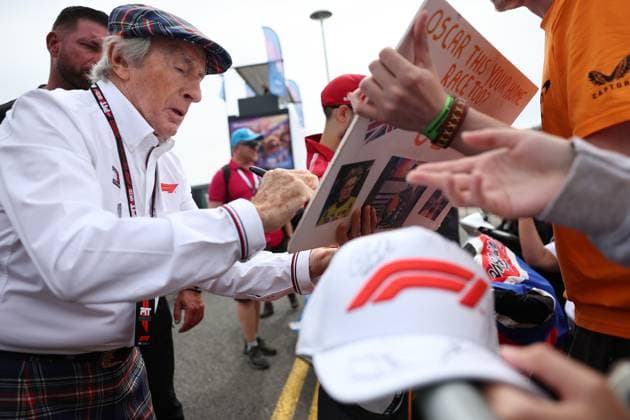 F1 British Grand Prix 2025 Practice 1 Jackie Stewart before first practice ahead of the Formula 1 British Grand Prix at Silverstone Circuit in Northampton, Great Britain on July 5, 2024. Northampton United Kingdom  Copyright: xJakubxPorzyckix originalFilename:porzycki-f1britis250704_npOfr.jpg
