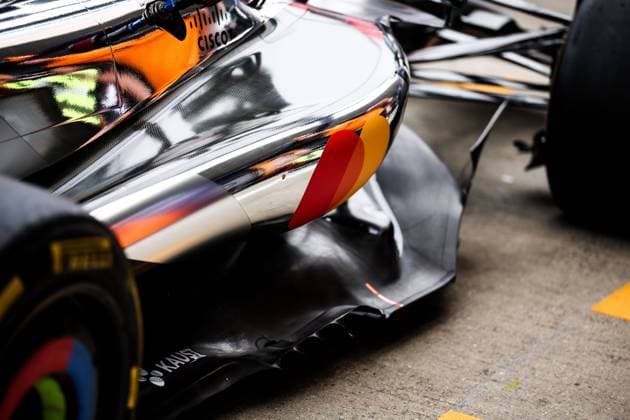 F1 - BRITISH GRAND PRIX 2025 McLaren F1 Team MCL39, mechanical detail sidepod silver livery aerodynamism, aerodynamic, aerodynamics during the Formula 1 Qatar Airways British Grand Prix 2025, 12th round of the 2025 FIA Formula One World Championship, WM, Weltmeisterschaft from July 4 to 6, 2025 on the Silverstone Circuit, in Silverstone, United Kingdom - SilverstoneUnited Kingdom  Copyright: xEricxAlonsox