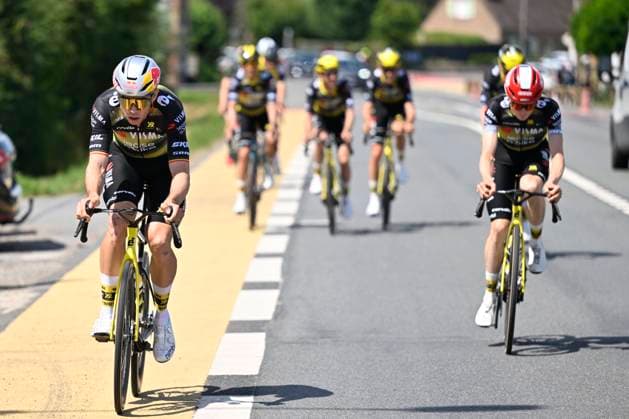 Tour de France 2025 04 07 2025 LILLE METROPOLE, FRANCE - JULY 04 : Van Aert Wout (BEL) of Team Visma - Lease a Bike, Vingegaard Jonas (DEN) of Team Visma - Lease a Bike pictured during a training session ahead of the 112th edition of Tour de France an UCI World Tour 2.UWT cycling road race stage for Men Elite on July 4, 2025 in Lille Metropole, France, 04 07 2025 ( Motordriver Kenny Verfaillie - Lille Metropole France  Copyright: xJanxDexMeuleneirx