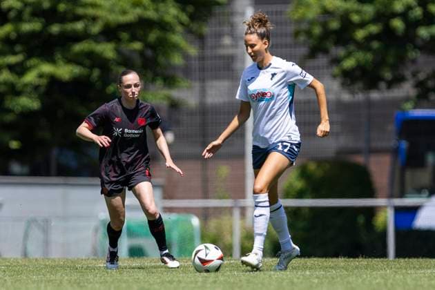 Test match women TSG 1899 Hoffenheim Bayer 04 Leverkusen 04 07 2025 Franziska Harsch TSG 1899 Hoffenheim, 17 , Shen Menglu Bayer 04 Leverkusen, 28 in the test match between the womens teams of TSG 1899 Hoffenheim and Bayer 04 Leverkusen on 04 07 2025 at the school stadium in Westerburg Copyright: xBEAUTIFULxSPORTS Meuselx
