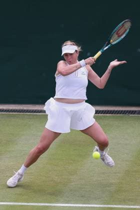 Anastasia Pavlyuchenkova, Ladies Singles, Ladies Singles Tennis Wimbledon 2025 Grand Slam ITF ATP WTA AELTC London Great Britain 4 July 2025 Copyright: xJuergenxHasenkopfx