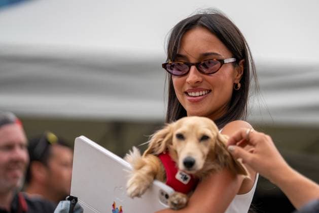 F1 British Grand Prix - UK Alexandra Saint Mleux (Far) and Leo Leclerc (Dog) during the Formula 1 Qatar Airways British Grand Prix 2025 on Friday at the Silverstone International Circuit, Silverstone, England, UK on July 4, 2025. Photo by Antoine Lapeyre ABACAPRESS.COM Silverstone England United Kingdom  Copyright: xLapeyrexAntoine ABACAx