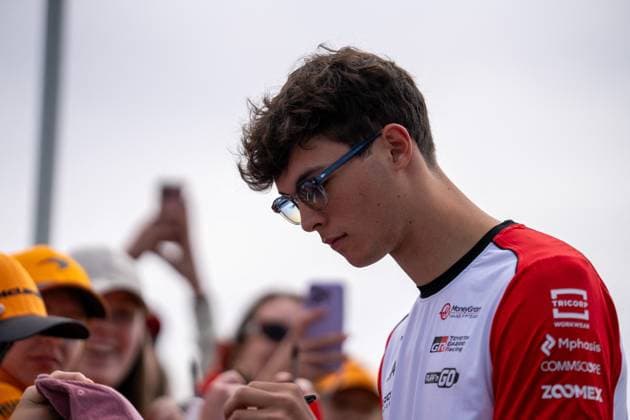 F1 British Grand Prix - UK Oliver Bearman (Gbr) of Haas F1 Team 87 during the Formula 1 Qatar Airways British Grand Prix 2025 on Friday at the Silverstone International Circuit, Silverstone, England, UK on July 4, 2025. Photo by Antoine Lapeyre ABACAPRESS.COM Silverstone England United Kingdom  Copyright: xLapeyrexAntoine ABACAx