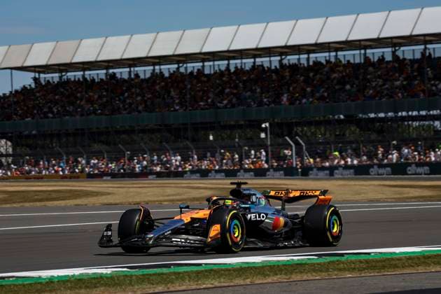 F1 - BRITISH GRAND PRIX 2025 04 NORRIS Lando (gbr), McLaren F1 Team MCL39, action during the Formula 1 Qatar Airways British Grand Prix 2025, 12th round of the 2025 FIA Formula One World Championship, WM, Weltmeisterschaft from July 4 to 6, 2025 on the Silverstone Circuit, in Silverstone, United Kingdom - SilverstoneUnited Kingdom  Copyright: xFLORENTxGOODENx