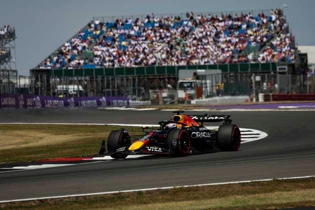 F1 - BRITISH GRAND PRIX 2025 01 VERSTAPPEN Max (nld), Red Bull Racing RB21, action during the Formula 1 Qatar Airways British Grand Prix 2025, 12th round of the 2025 FIA Formula One World Championship, WM, Weltmeisterschaft from July 4 to 6, 2025 on the Silverstone Circuit, in Silverstone, United Kingdom - SilverstoneUnited Kingdom  Copyright: xFLORENTxGOODENx
