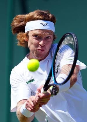 Andrey Rublev during his third round match Wimbledon Tennis Championships, Day 5, The All England Lawn Tennis and Croquet Club, London, UK - 04 Jul 2025London The All England Lawn Tennis and United Kingdom  Copyright: xJavierxGarcia Shutterstockx 15384469aa