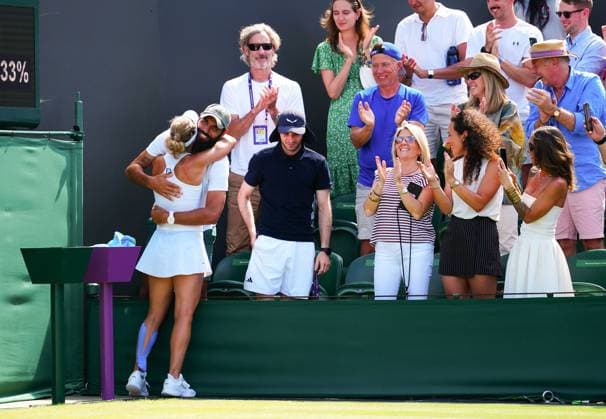 Laura Siegemund hugs her husband after victory in her third round match Wimbledon Tennis Championships, Day 5, The All England Lawn Tennis and Croquet Club, London, UK - 04 Jul 2025London The All England Lawn Tennis and United Kingdom  Copyright: xJavierxGarcia Shutterstockx 15384469dc