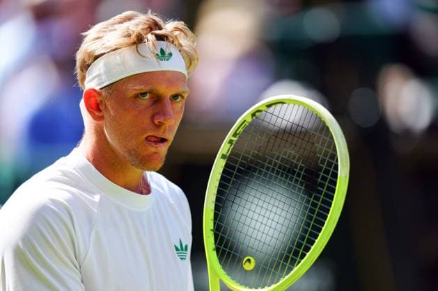 Alejandro Davidovich Fokina during his third round match Wimbledon Tennis Championships, Day 5, The All England Lawn Tennis and Croquet Club, London, UK - 04 Jul 2025London The All England Lawn Tennis and United Kingdom  Copyright: xJavierxGarcia Shutterstockx 15384469ep