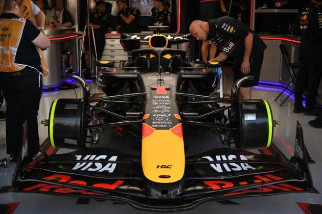 Max Verstappen NLD Oracle Red Bull Racing Red Bull Racing RB21 F1 -- day 2 Formula 1 Qatar Airways British Grand Prix -- 2025 Max Verstappen NLD Oracle Red Bull Racing Red Bull Racing RB21 during the Friday (second day) of the Formula 1 Qatar Airways British Grand Prix at the Silverstone Circuit in Silverstone, Northamptonshire, United Kingdom on Friday, July 04, 2025. (Photo by Anthony Stanley) Featuring: Max Verstappen NLD Oracle Red Bull Racing Red Bull Racing RB21 Where: Silverstone, Northamptonshire, United Kingdom When: 04 Jul 2025 Credit: Anthony Stanley WENN Silverstone Northamptonshire United Kingdom Copyright: xWENNx wenn40526449 ASC ZDSx 0824033647st
