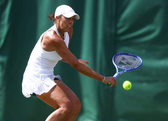 Wimbledon Championships 2025 AELTC, Day Five London, UK - 04 07 2025 Madison Keys (USA) in action during her third round match against Laura Siegemund (GER) in the 2025 Wimbledon Championships London Wimbledon London GBR, UK NEWSPAPERS OUT Copyright: xMarkxGreenwoodx