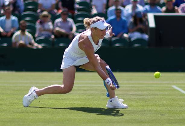 Wimbledon Championships 2025 AELTC, Day Five London, UK - 04 07 2025 Laura Siegemund (GER) in action during her third round match against Madison Keys (USA) in the 2025 Wimbledon Championships London Wimbledon London GBR, UK NEWSPAPERS OUT Copyright: xMarkxGreenwoodx