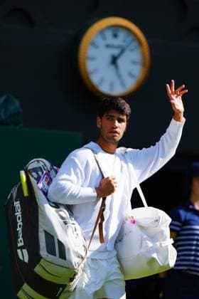 Carlos Alcaraz ahead of his third round match Wimbledon Tennis Championships, Day 5, The All England Lawn Tennis and Croquet Club, London, UK - 04 Jul 2025London The All England Lawn Tennis and United Kingdom  Copyright: xJavierxGarcia Shutterstockx 15384469gc