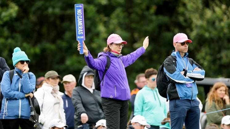 KPMG Women s Irish Open 2025, Carton House, Maynooth 4 7 2025 A view of a staff member A view of a staff member 4 7 2025  Copyright: x INPHO LaszloxGeczox 0N8A7821