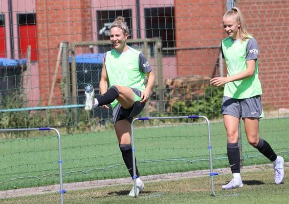 Start of training VfL Wolfsburg Women Wolfsburg, 04 07 2025, Football, Women, Google Pixel Women Bundesliga, VfL Wolfsburg, Start of training, Picture shows impressions from training, Svenja Huth Wolfsburg